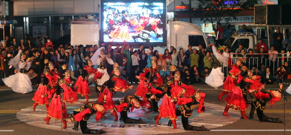 세계민속춤 천안으로 모인다