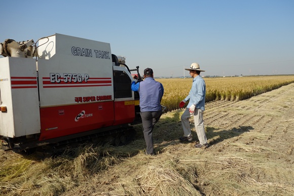 충남의명품쌀을위한안지사와농업인과의만남 4