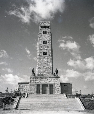 1958년 영렬탑 모습.