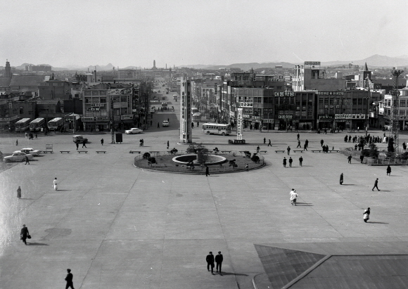 1960년대 대전역에서 바라본 대전 시가지 풍경.