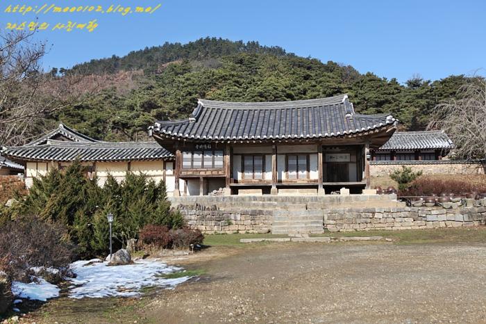 조선시대양반가옥논산명재고택의설경을만나다 5