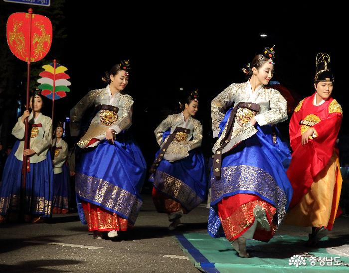 천안흥타령춤축제, 무엇을 봐야 가장 신날까?